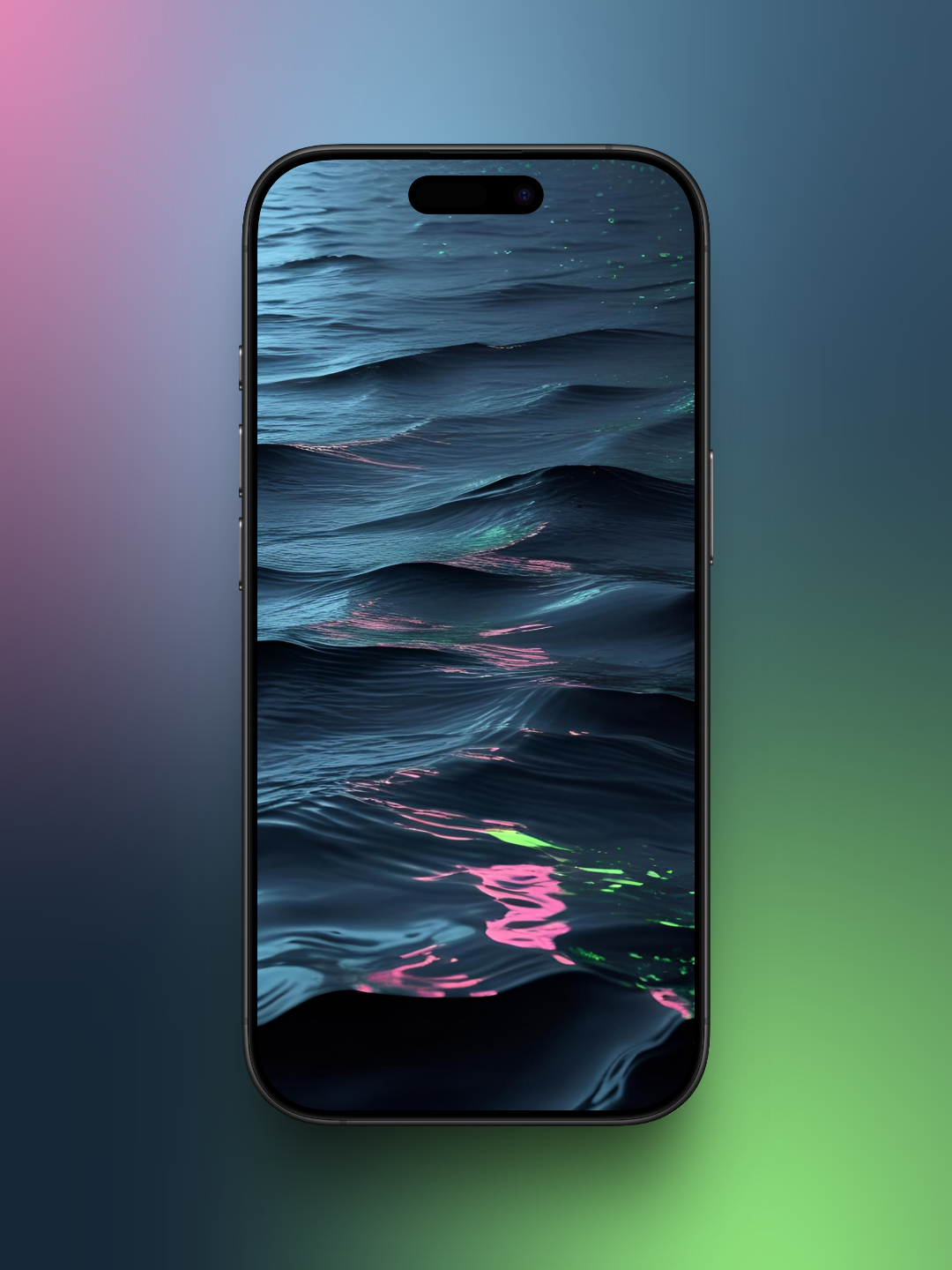 Olas con reflejo fluorescente